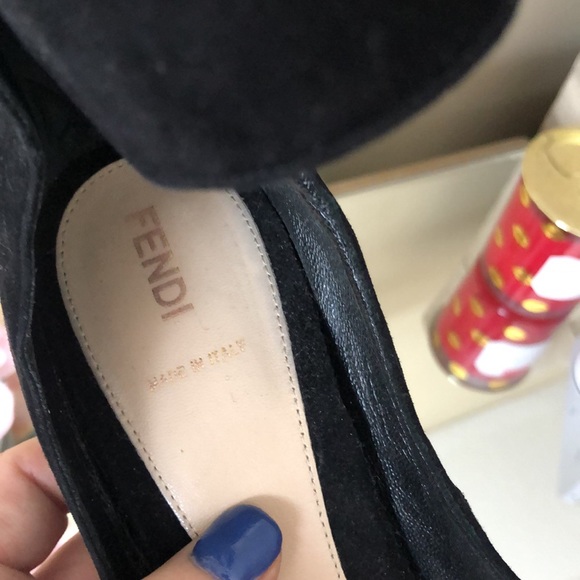 FENDI Runway Décolleté Rubber toe cap Black SUEDE Heels - Picture 9 of 13